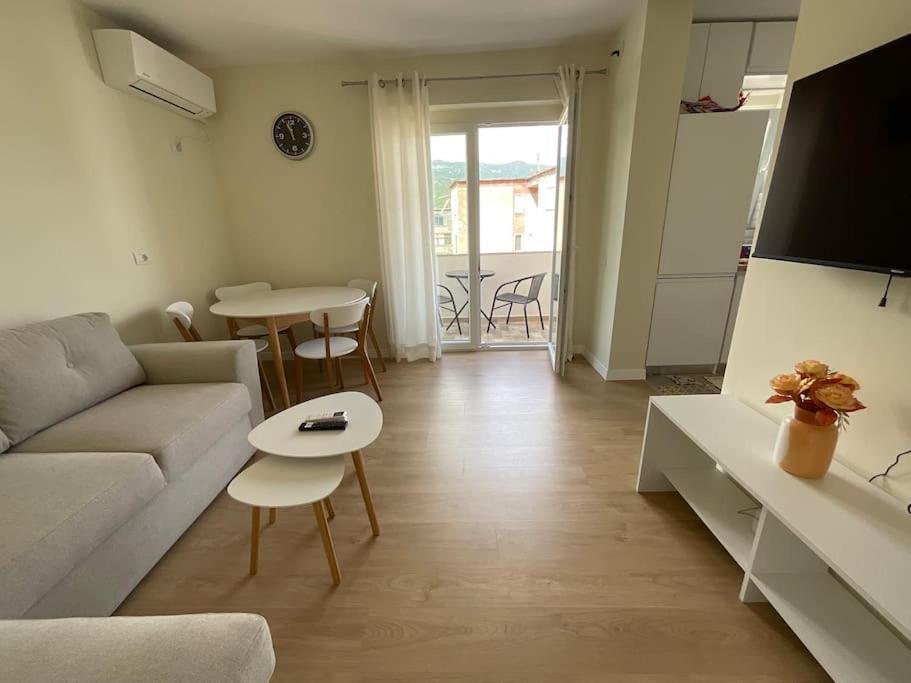 Spring Apartment In Përmet Dış mekan fotoğraf